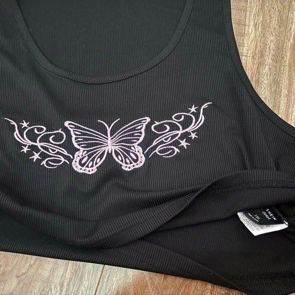 Top - Picture 3 of 4